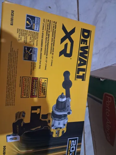 Parafusadeira 20v dewalt modelo DCD1007