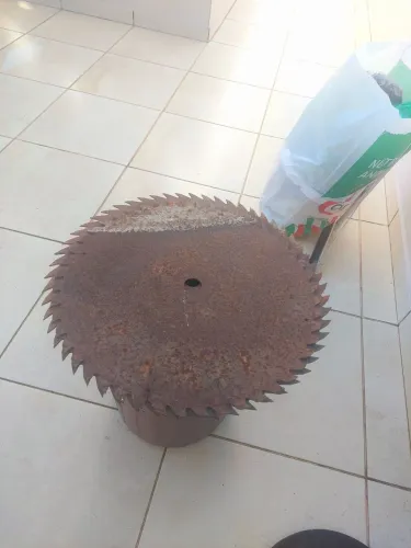 Disco de serra antiga gigante rara