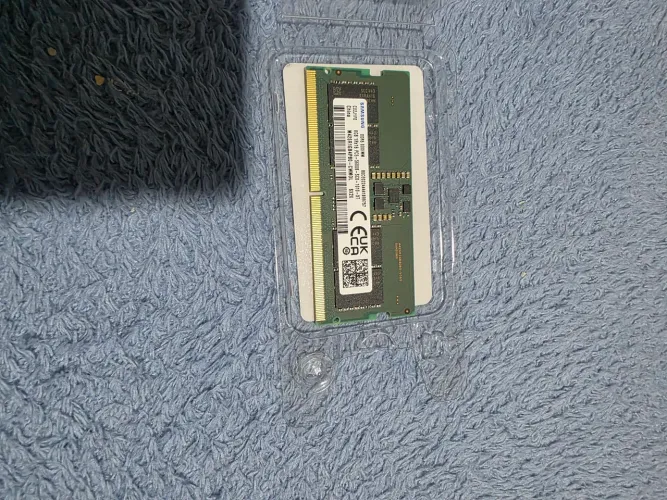 8gb DDR5 5600 mHz Samsung para notebook 