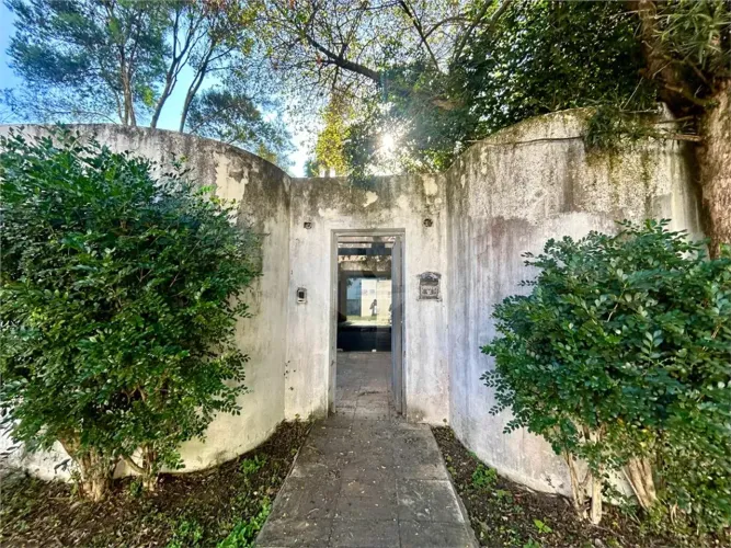 Casa térrea com 4 quartos à venda ou para locação em Jardim dos estados - SP