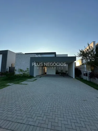 Casa em Condominio à venda, Alphaville 4: O Refúgio de Luxo e Conforto Onde Seus Sonhos de