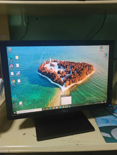 Monitor DELL 17 polegadas VGA WIDESCREEN novo 