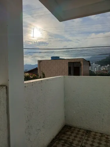 Kitinete em boa localização! 