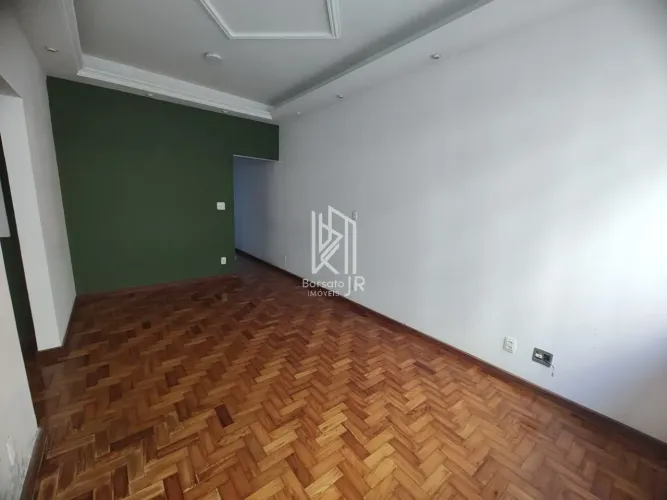 Oportunidade Rara Centro de Petrópolis  Excelente Apartamento de 02 quartos e 2 banheiros 