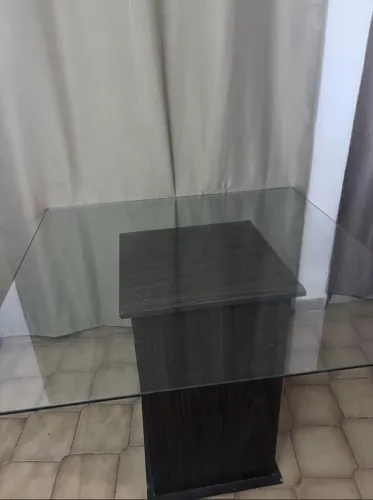 Mesa tampo de vidro