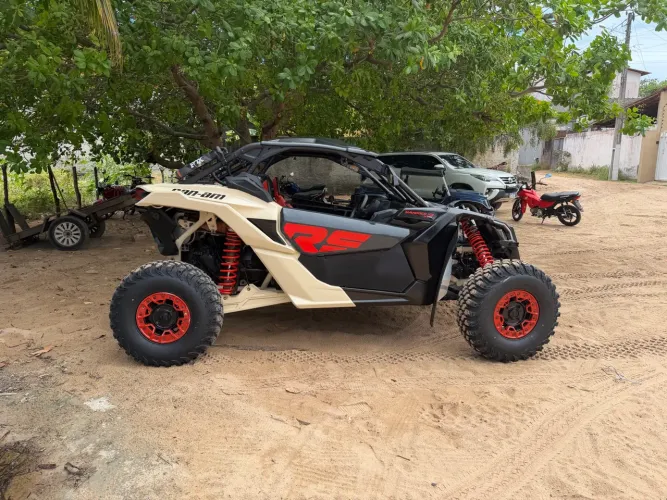 UTV Maverick x3 xrs