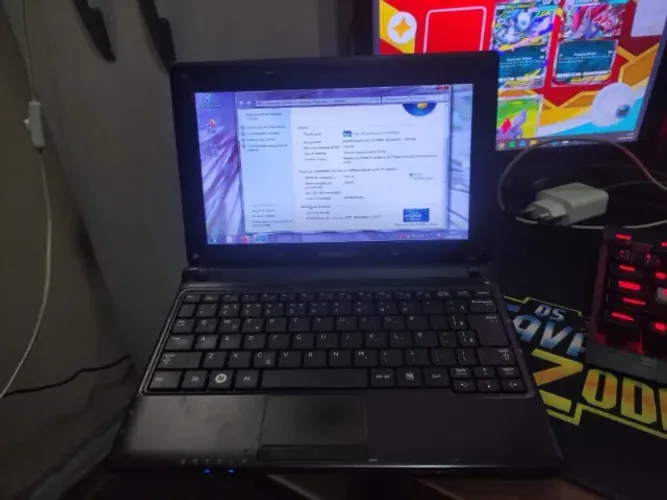 Netbook Samsung n150 (Win 7 professional)