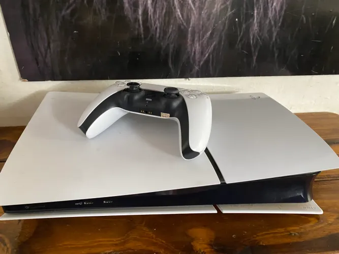 PS5 SLIM - 1 Tera 