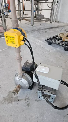 Bomba d'Água Centrífuga 1 CV em Inox 304 Lepono com Pressostato