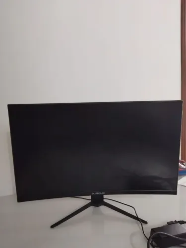 Monitor Curvo Bluecase 27P 100hz!!