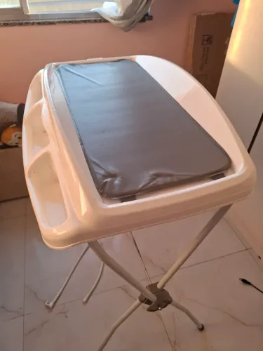 Banheira de bebe com trocado