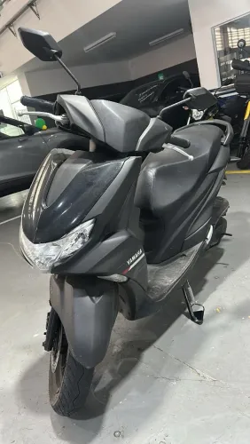 YAMAHA FLUO 125