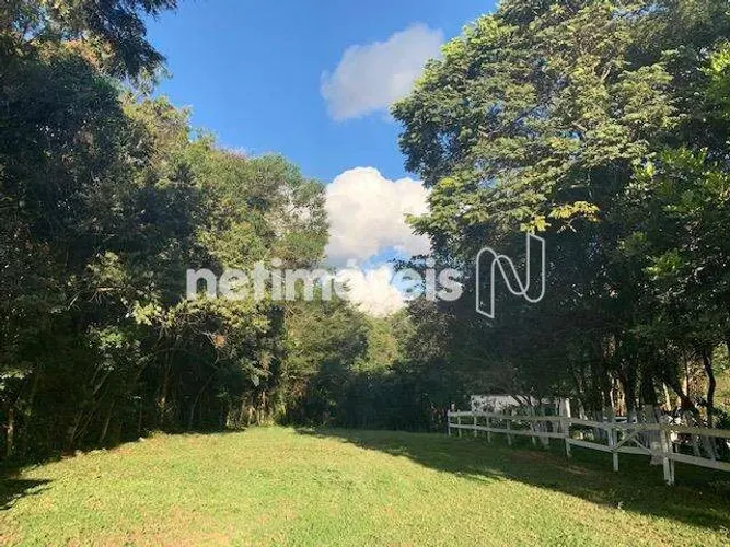 Excelente sítio com 25.000 m²;. Rio Manso