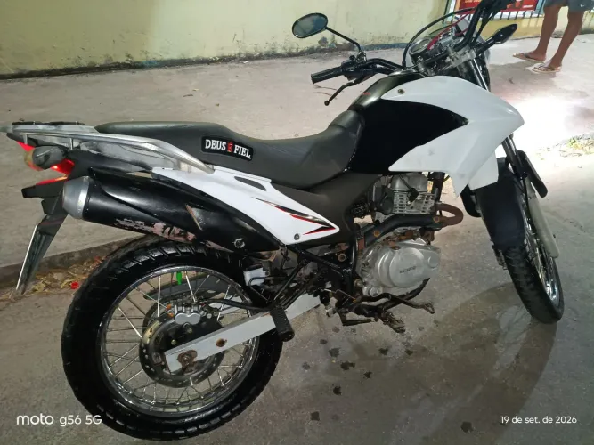 Moto Honda bross