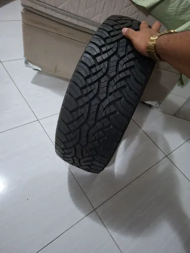 Pneu 205/60 R15 Continental
