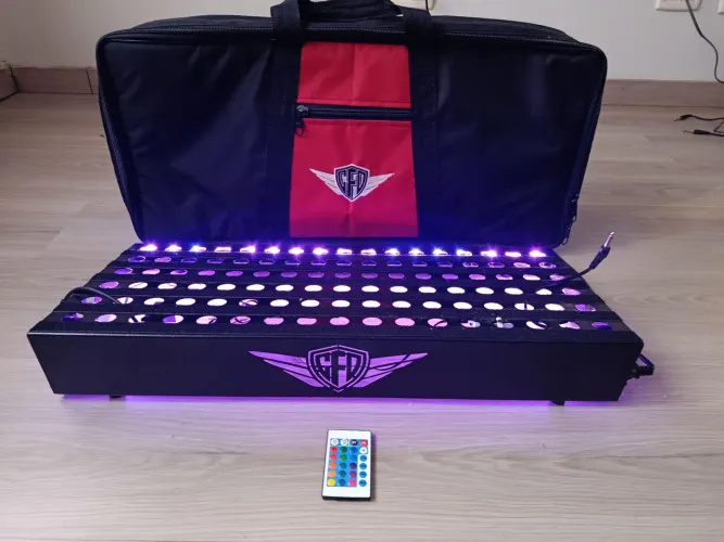 Pedalboard Creation FD 70x30 + Bag + elétrica + LED Pronto p/ Uso