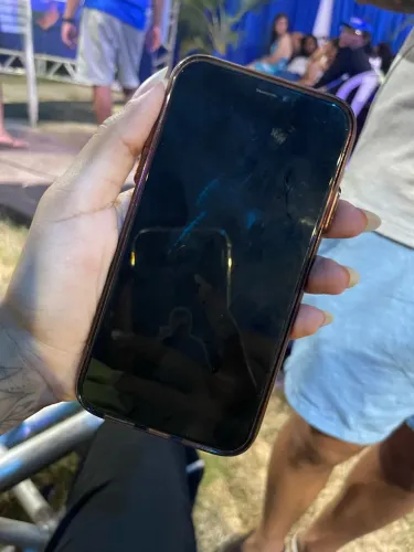 iPhone XR 128GB RED