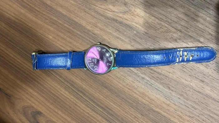 relogio mondex de londres vendo carcaça
