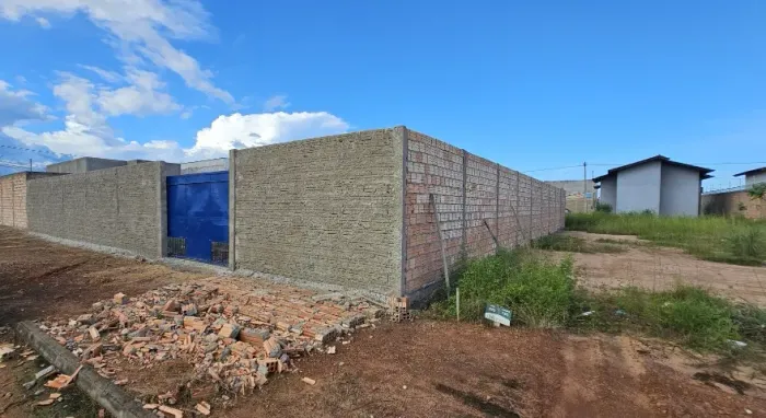 Terreno no caburaí 2 