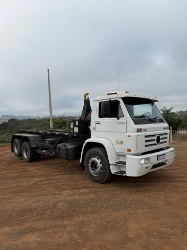 Caminhão Rolon Volkswagen 23-210