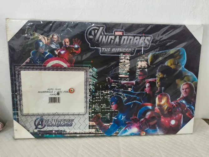 Quadro porta fotos vingadores 