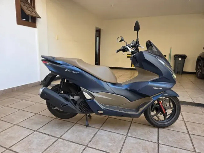 Honda PCX 160 DLX 2024