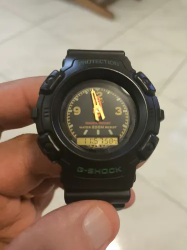 Relógio Casio G Shock AW-560