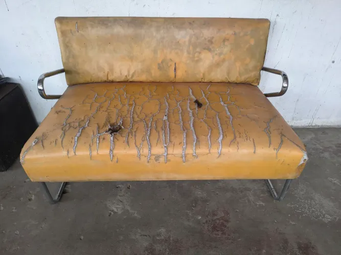 Sofá de 2 lugares apenas 60 reais 