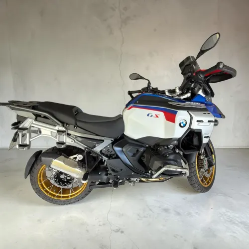 BMW R 1300 GS Adv. 2025 impecável 