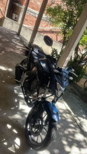 Cb300f único dono