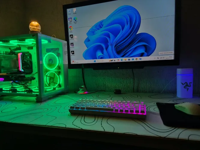 Setup PC Gamer Completo Aquário White + Periféricos Premium + TV 32