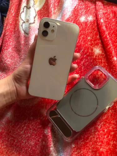 iPhone 12