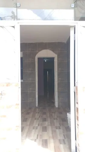 ALUGA-SE UMA CASA NA QUADRA 08 BAIRRO CIA 01 SIMÕES FILHO-BA