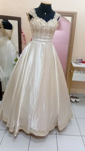 Vestido 2 em 1 para Debutante 
