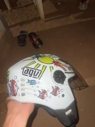 CAPACETE NOVO AGV, TODO ORIGINAL SEM DEFEITOS