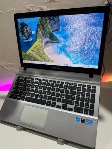 Notebook Samsung com 8gb e SSD