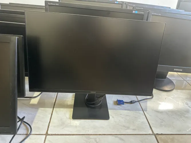 Monitor gamer 24 polegadas  loja com garantia  borda infinita 599,00 com hdmi 