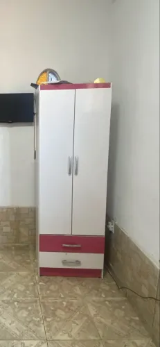 Guarda roupa menina