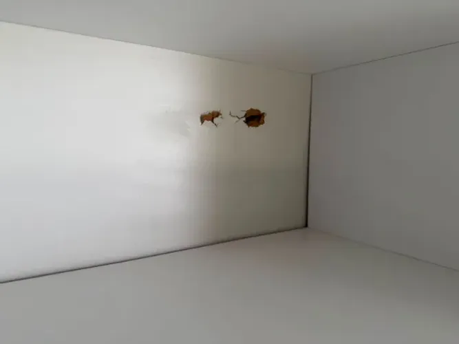 RACK CASÉ ABRACASA - BRANCO COM AVELÃ