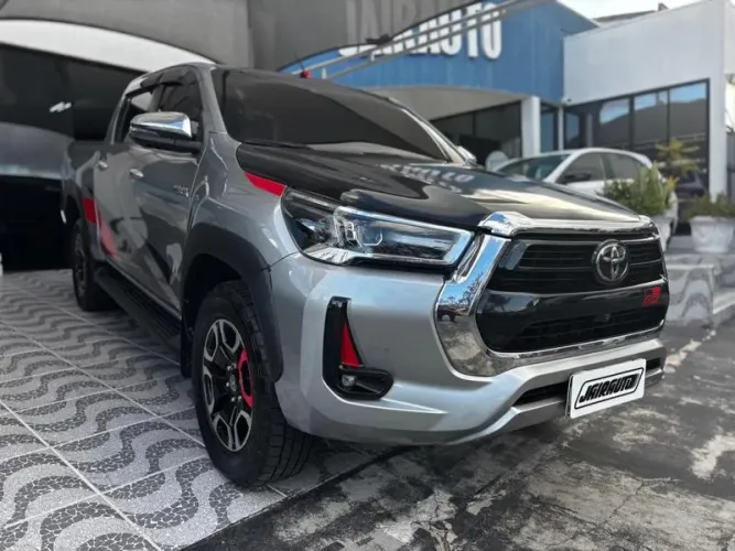 Toyota Hilux CD SRX 4X4 2.8 TDI 16V Diesel Aut. 2023
