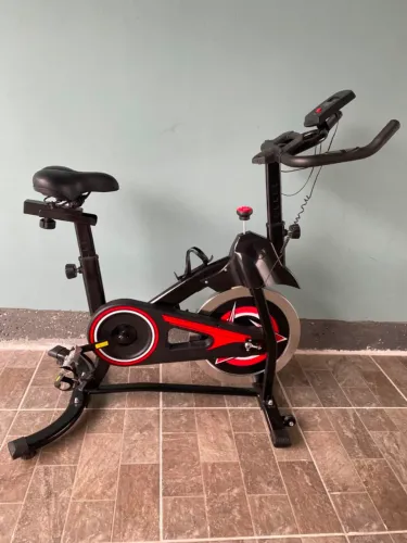 Bicicleta ergométrica completa
