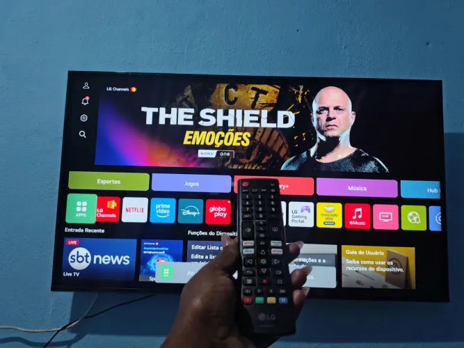 TV 43"nova LG UHD AI + suporte giratório  número de celular   *