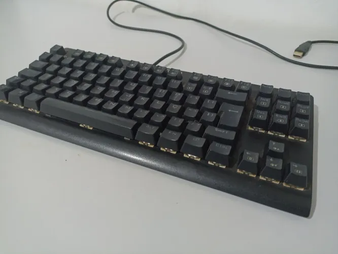 Teclado gamer mecânico dark avengers redragom
