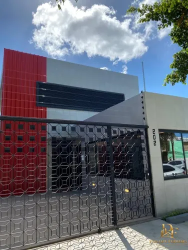 Casa comercial / empresarial 390m² próxima à Av. Caxangá  ideal para clínica, empresa ou r