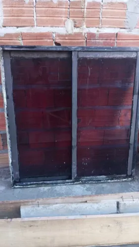 Janela de alumínio 