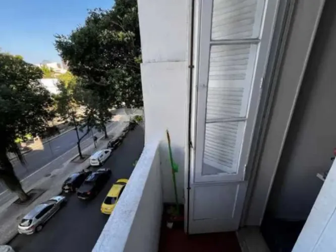 Apartamento : / Residencial / Glória