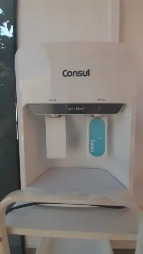 Gelagua cônsul, com bombona se suporte