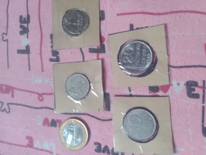 Moedas raras e de outras nacionalidades