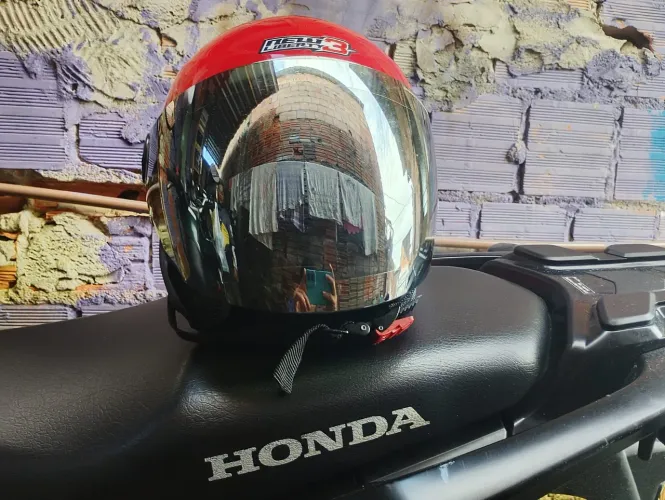 Capacete new liberty 3