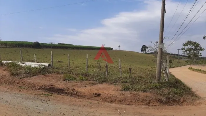 AREA EM GUARAREMA - 40.000m² EM LOCALIZAÇÃO NOBRE E TOPOGRAFIA ESPETACULAR